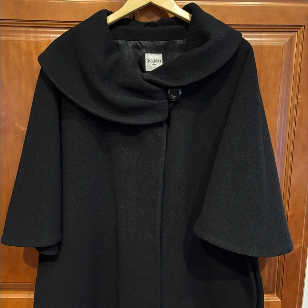 Cinzia Rocco black wool caplet coat. - Picture 2 of 3